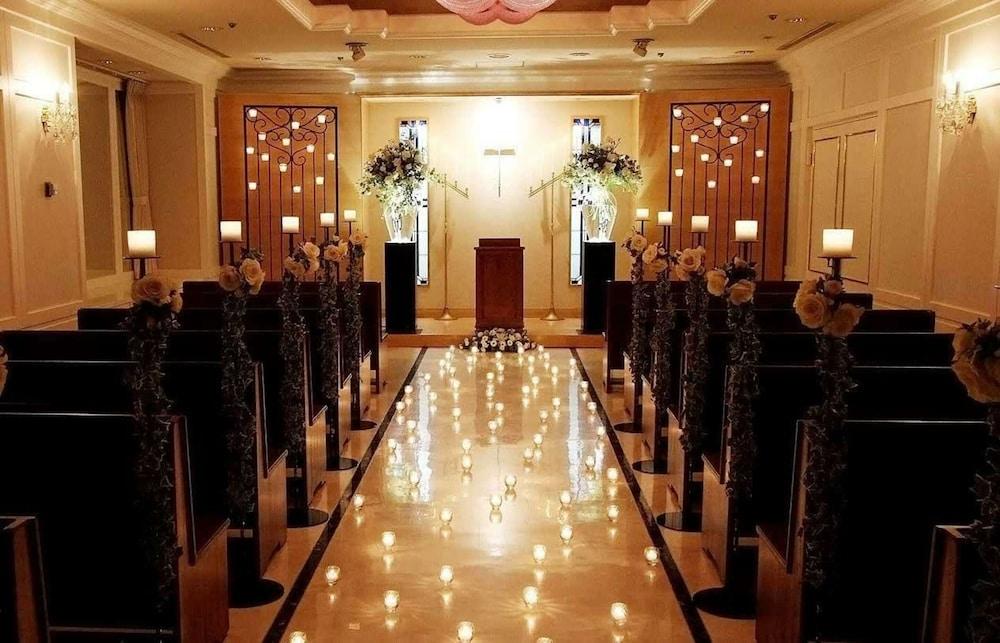 Hotel Hiroshima Garden Palace Екстер'єр фото